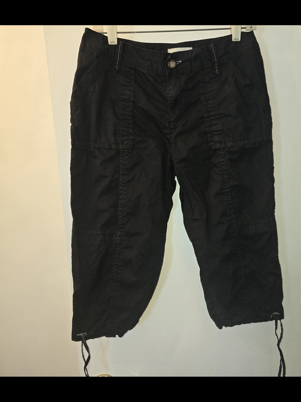 Merona Black Cargo Capris with Drawstring Hem